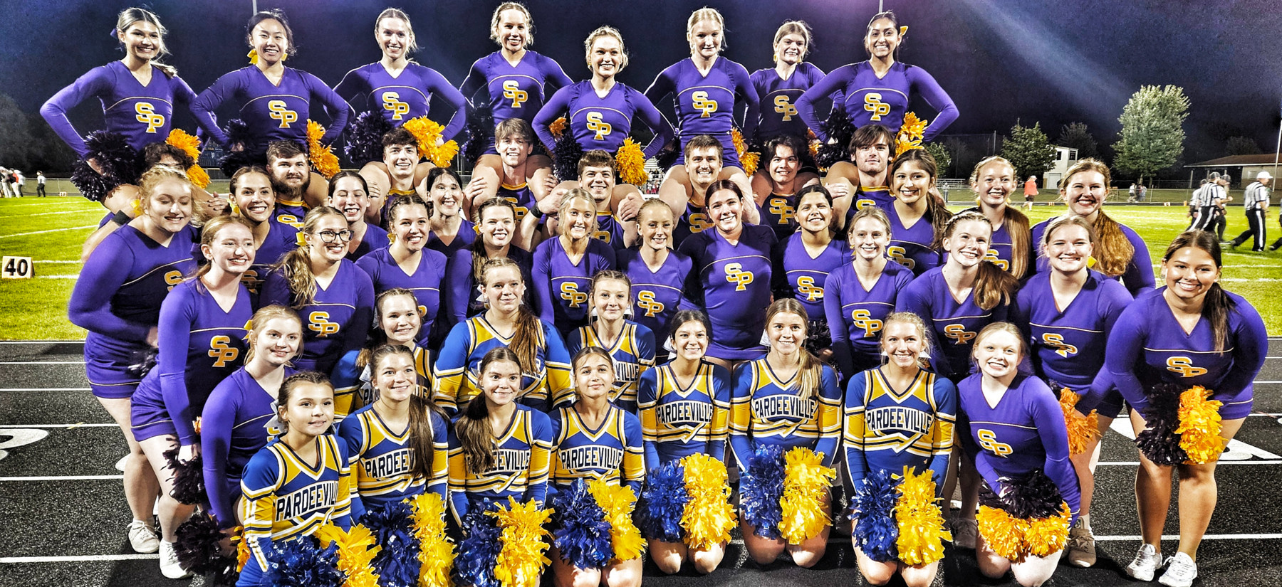 Pardeeville and UWSP cheer teams